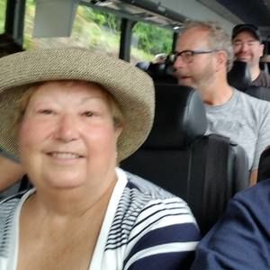 Meet your Posher, Donna